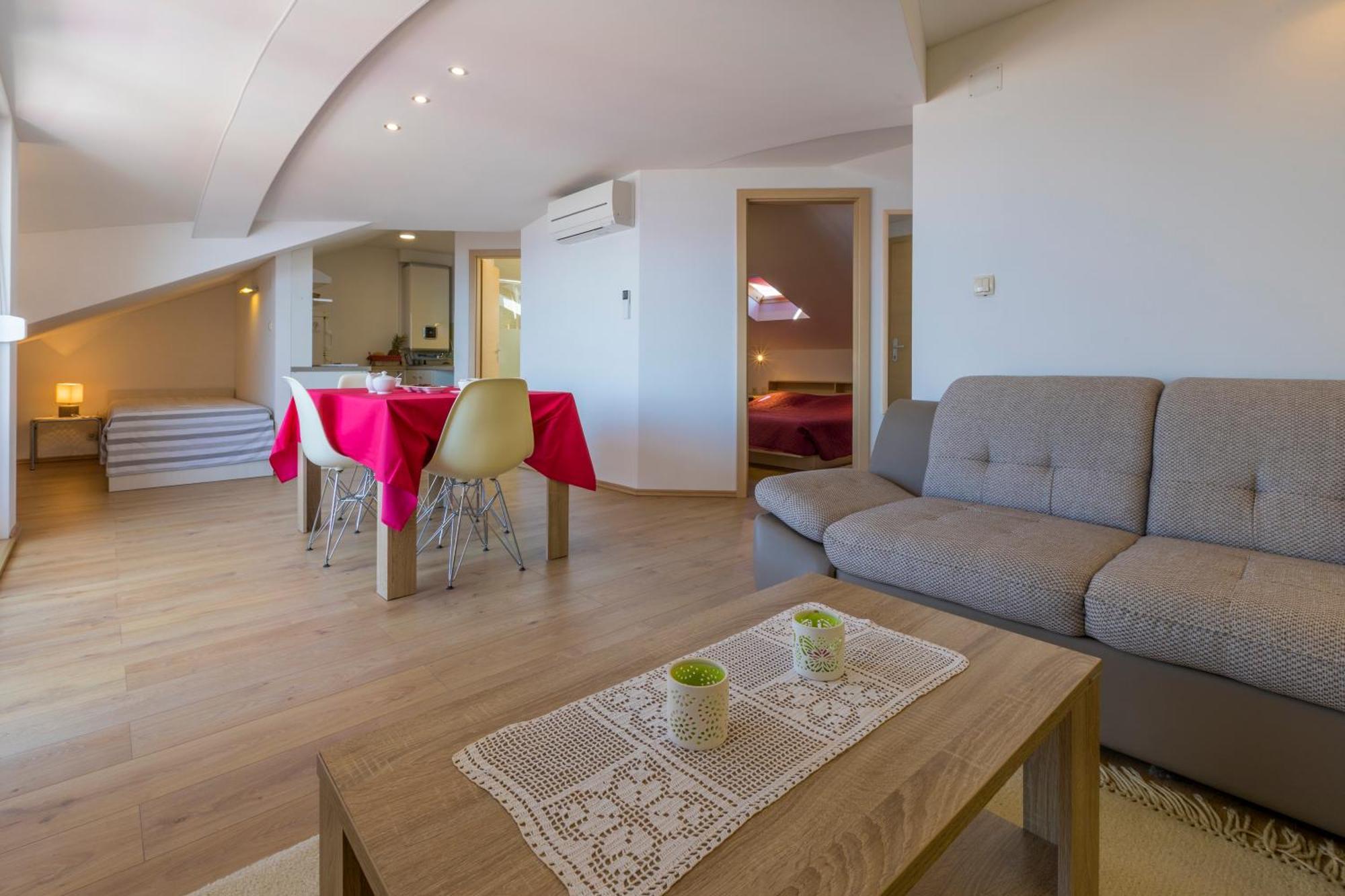 Pavlovic Apartment Crikvenica Exterior photo